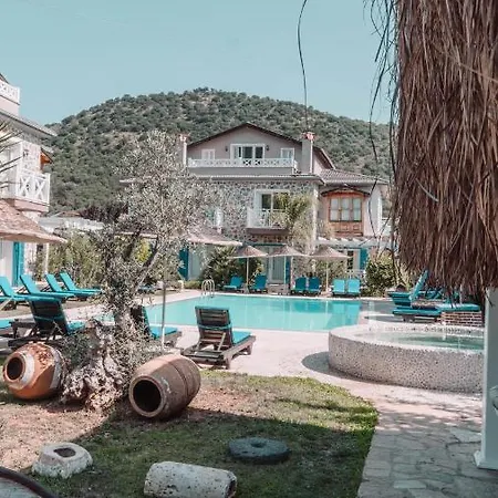 Orino * Kayakoy